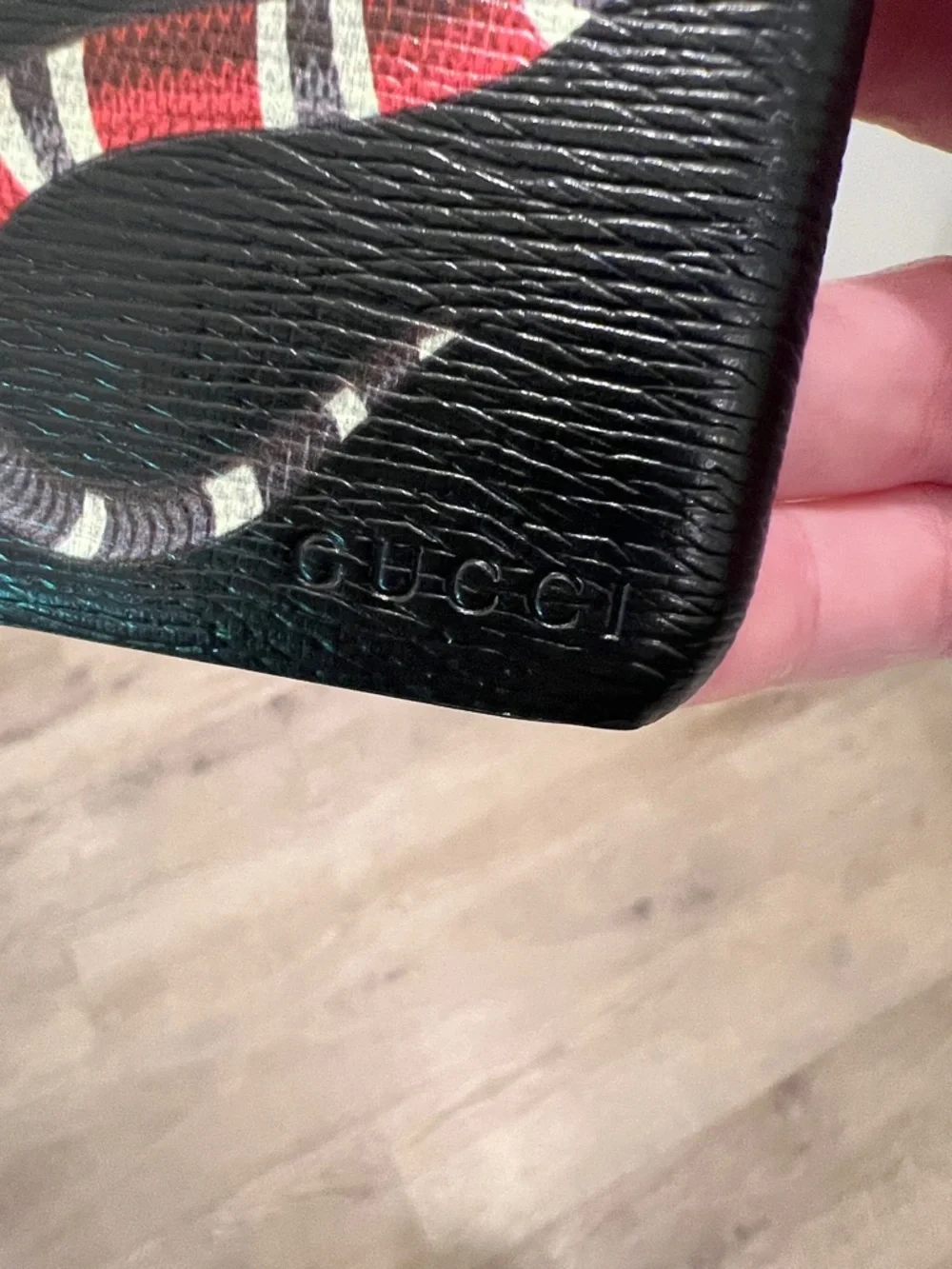 🐍NWT Authentic Gucci King Snake Print Iphone Case 6 | 7 | 8 ? Black Red